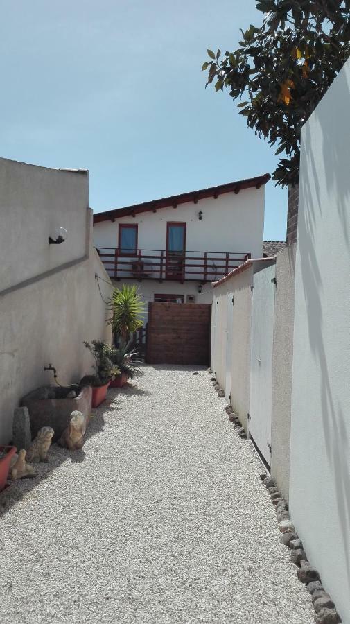 Casa Vacanza Carla Càbras Exterior foto